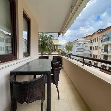 Oba Konak Sitesi Denize 150 M Alanya