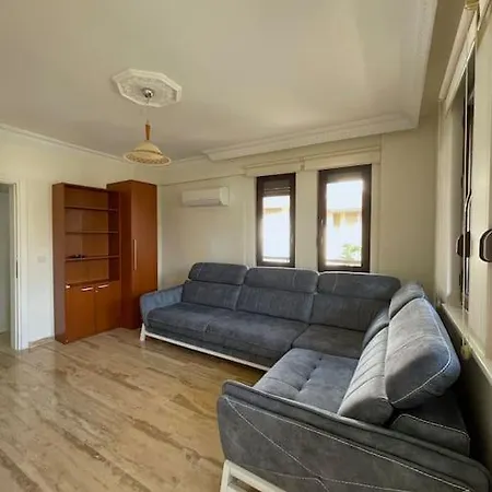 Apartment Oba Konak Sitesi Denize 150 M